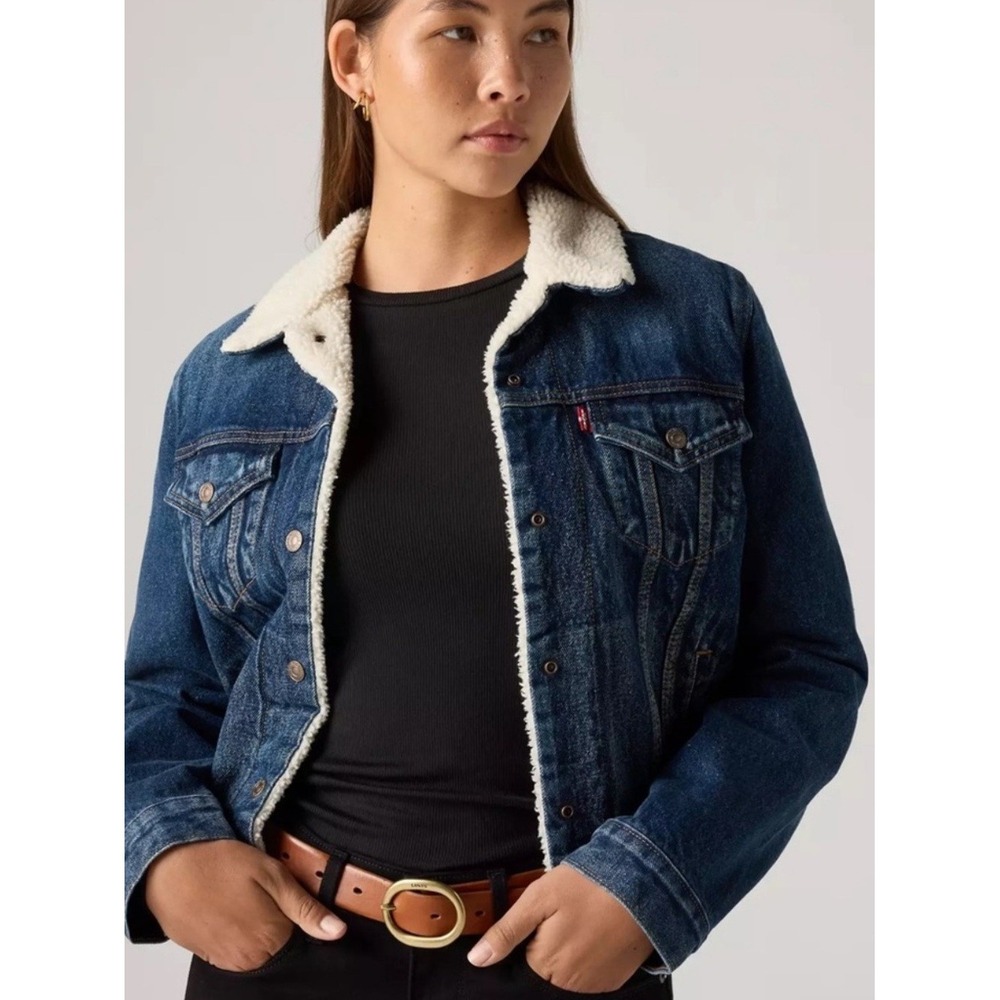LEVIS SHERPA LINED TRUCKER JACKET DENIM SIZE LARGE RED TAB